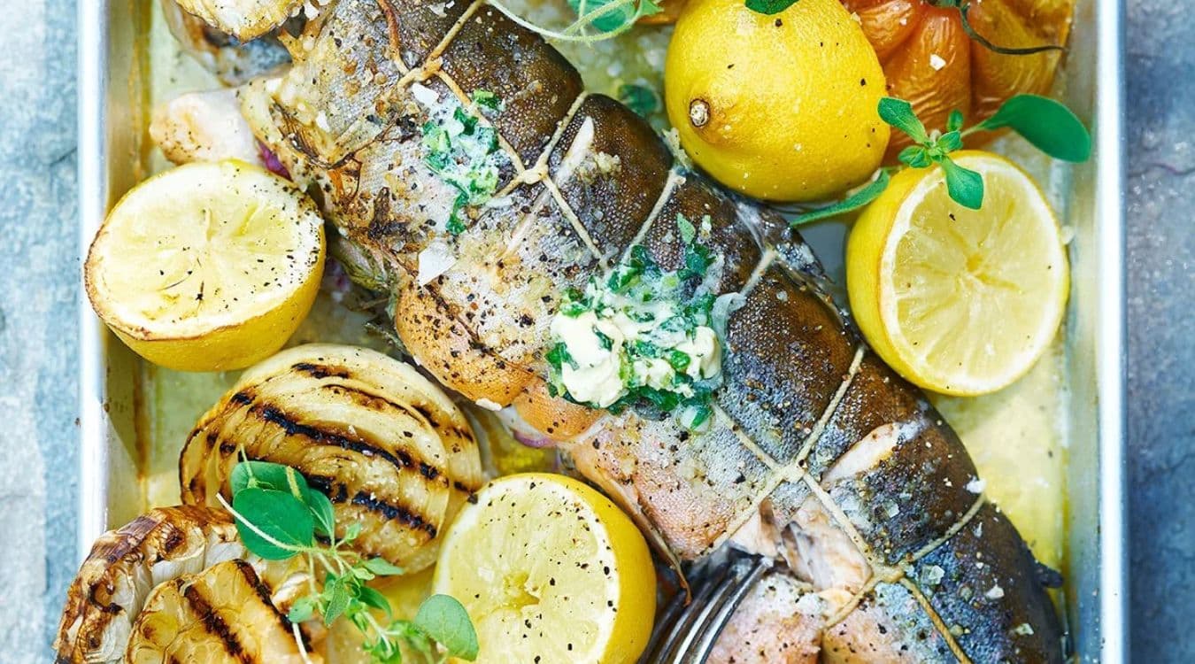 Форель, запечённая в духовке по-эстонски с укропом