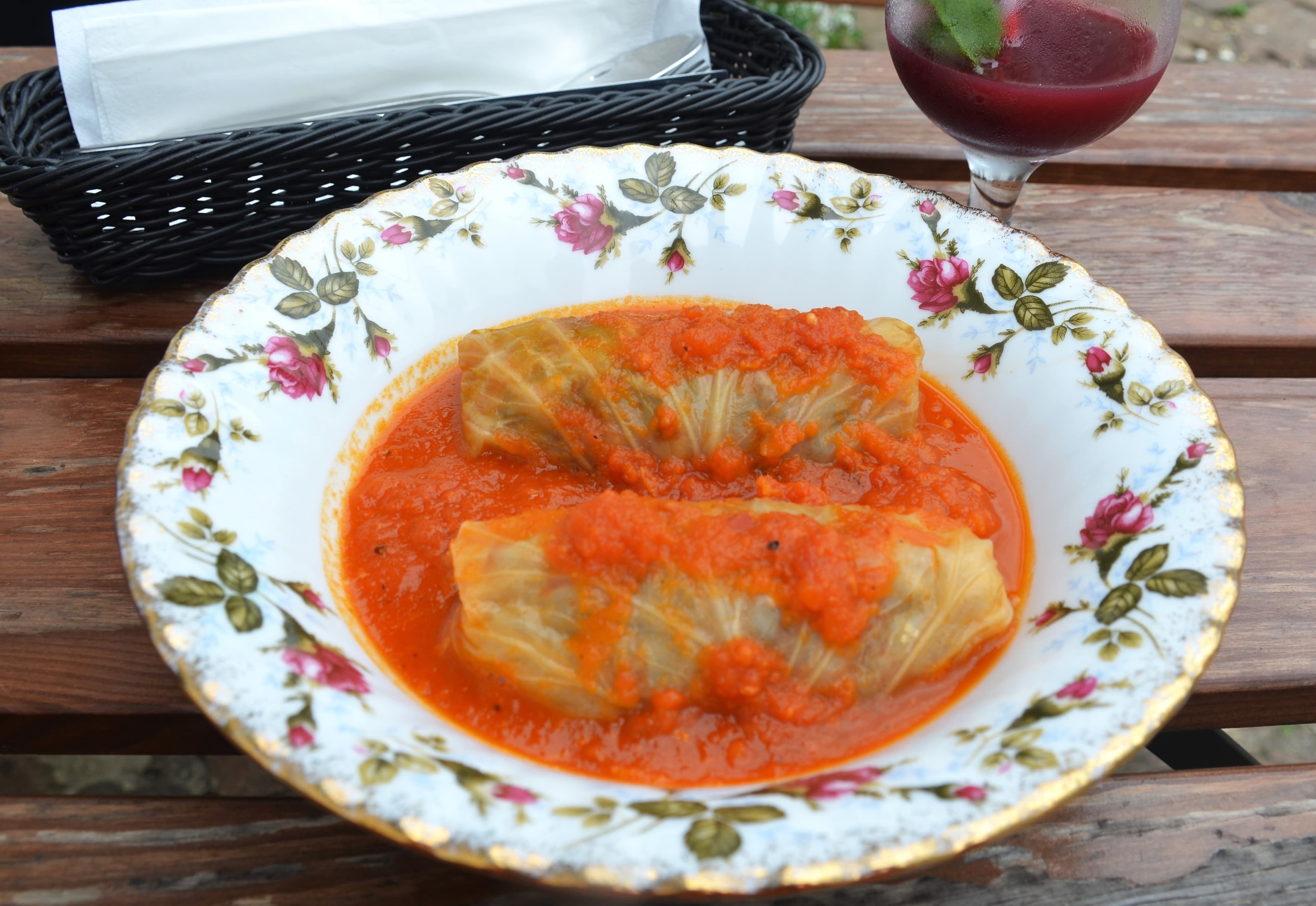 Долма по-турецки (фаршированные овощи и голубцы)