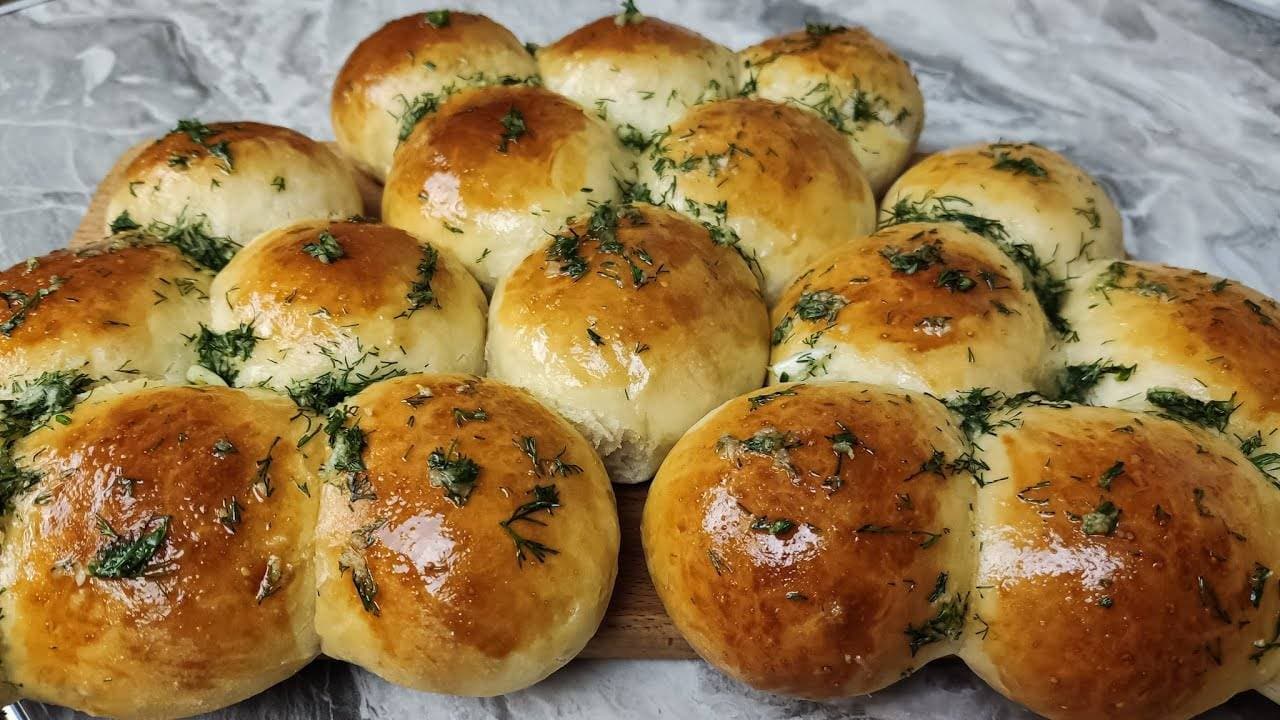 Пампушки с чесноком